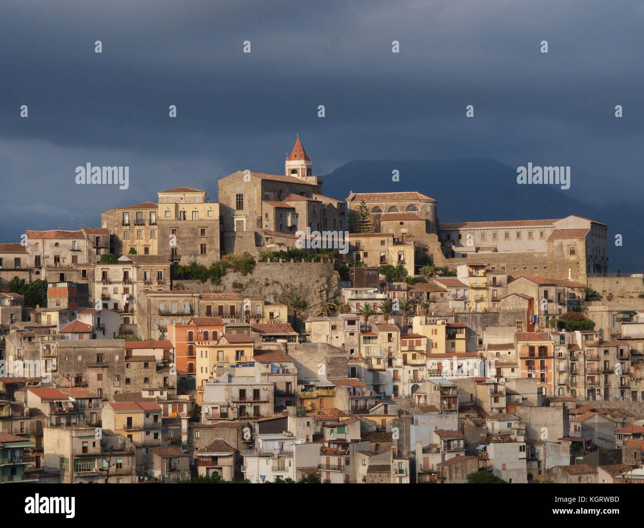 Castiglione di sicilia hires stock photography and images Alamy