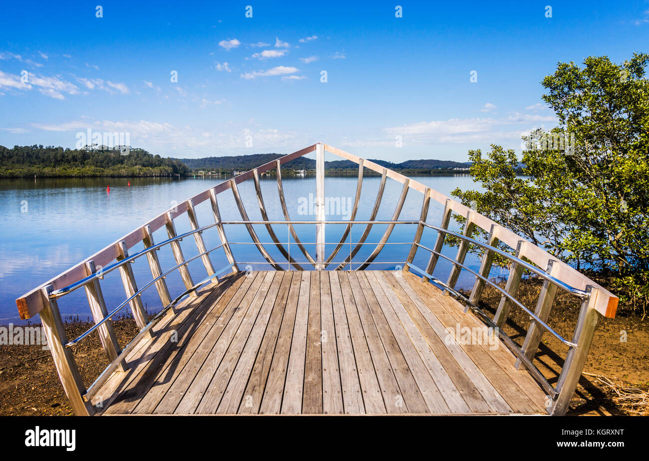Australia, New South Wales, Central Coast, shipbuilders memorial at the Kincumber Broadwater. Designed by John J. Woulfe, it honours the shipbuilding  Stock Photo