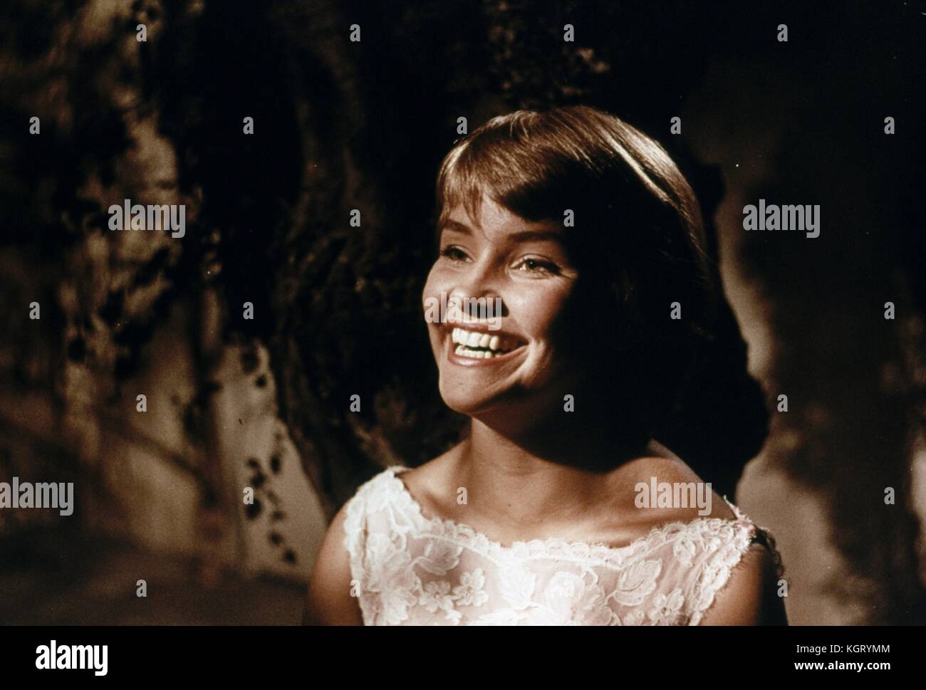 Summer Holiday (1963) , Lauri Peters Stock Photo Alamy