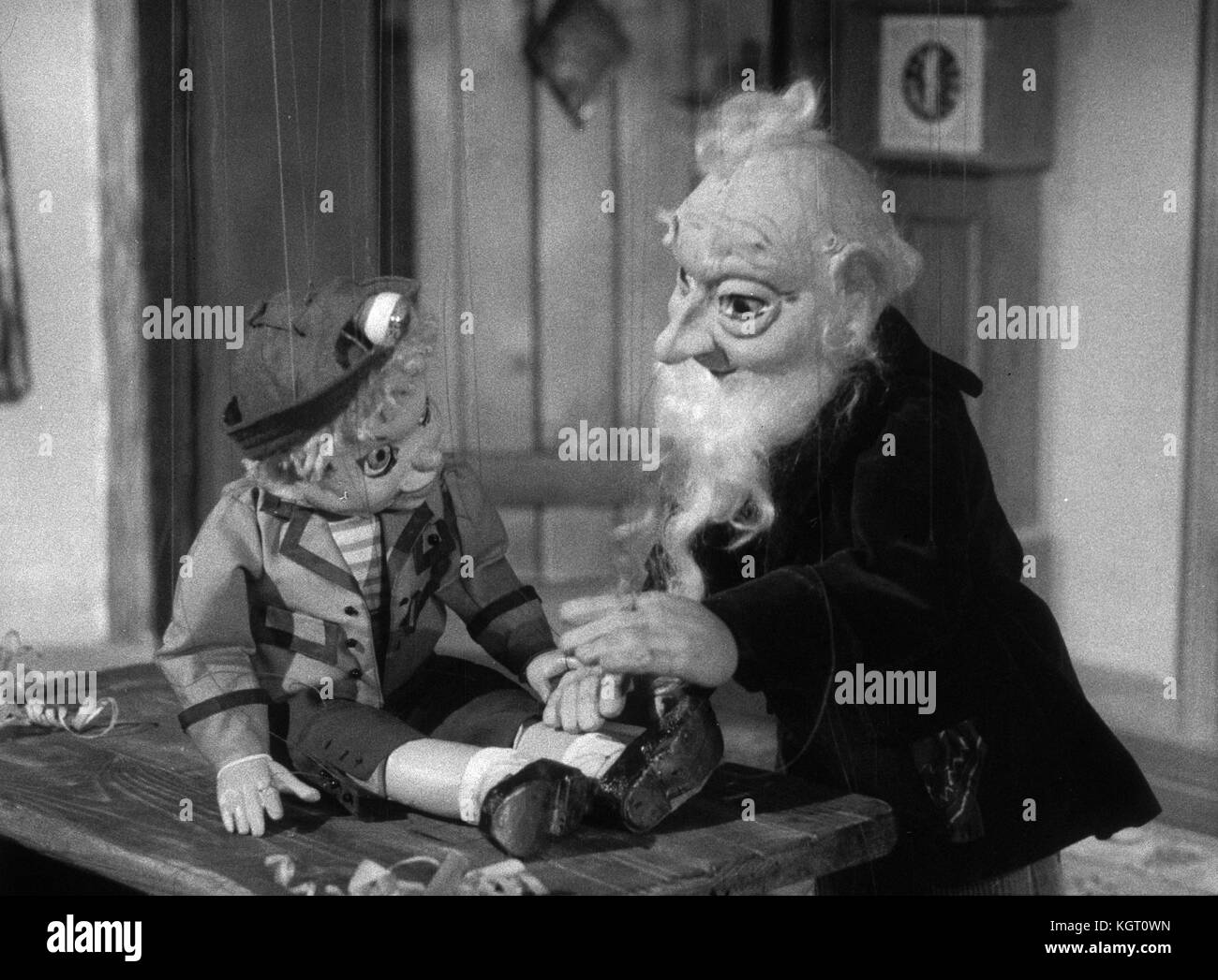 Torchy the Battery Boy (1957) TV series , Series One, Episode One, Pom