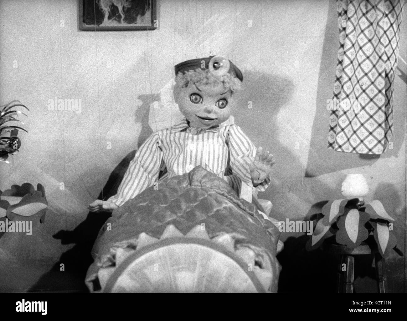 Torchy the Battery Boy (1957) TV series , Series One, Episode Six, King