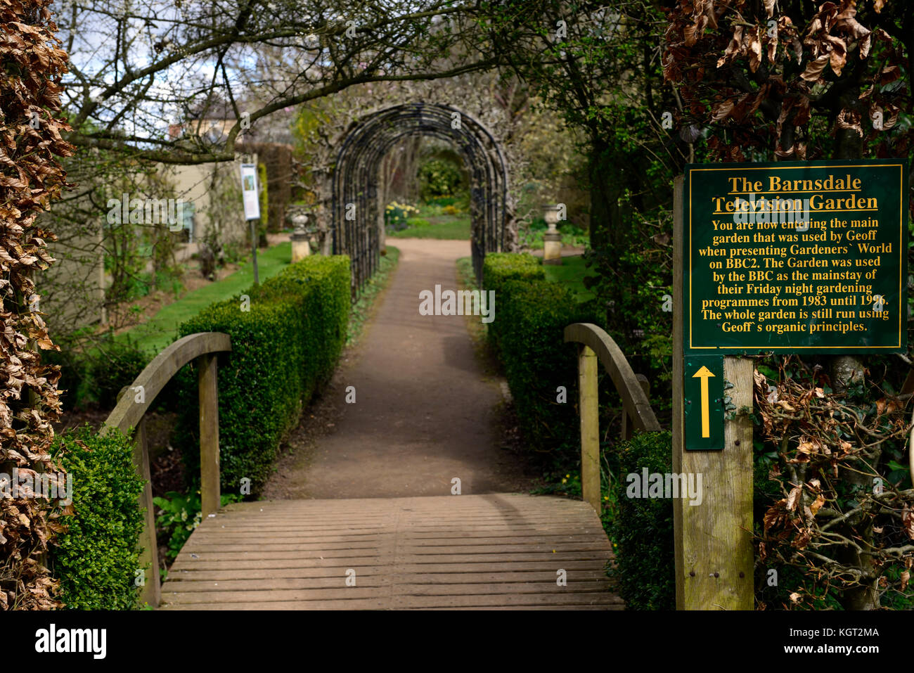 barnsdale television garden, geoff hamilton, BBC gardeners world