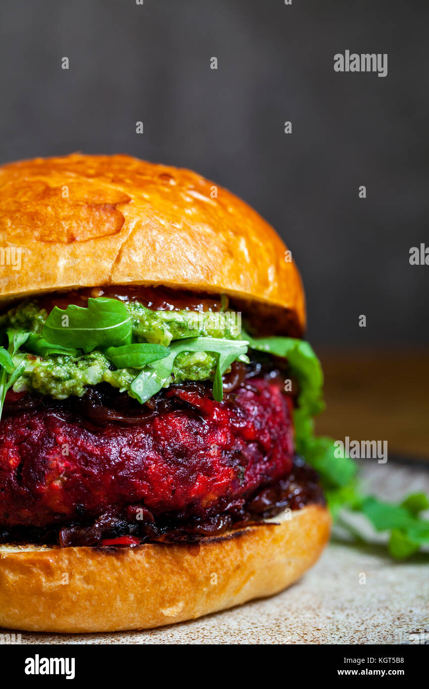 Beetroot and red kidney beans burger in brioche bun Stock Photo Alamy