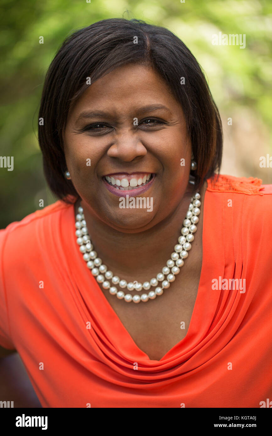Overweight woman mature hi-res stock photography and images - Page 2 - Alamy