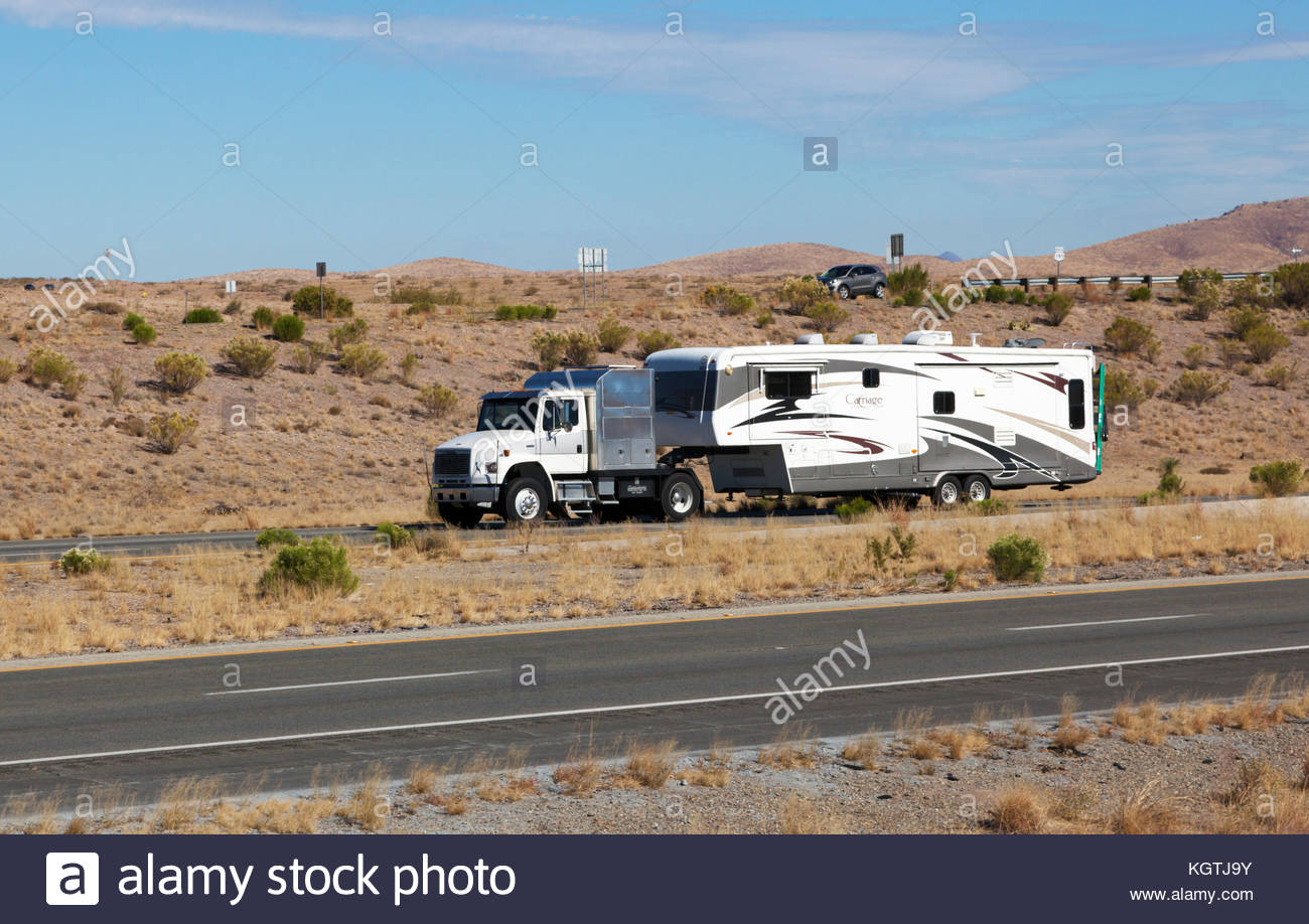 Fifth Wheel Truck High Resolution Stock Photography and Images Alamy
