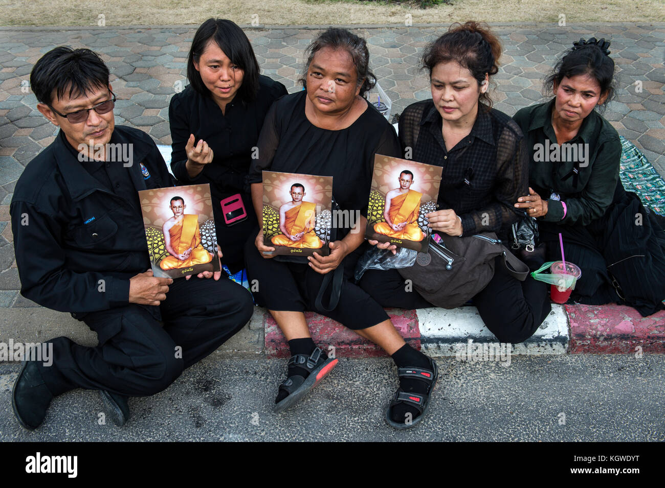 Mourners pay their last respects at the Funeral of King Bhumibol Adulyadej Stock Photo