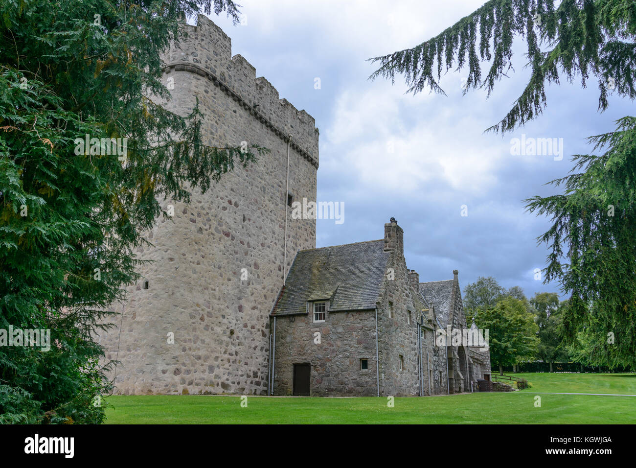 Historic Drum Castle in Northern Scotland near Aberdeen Stock Photo Alamy