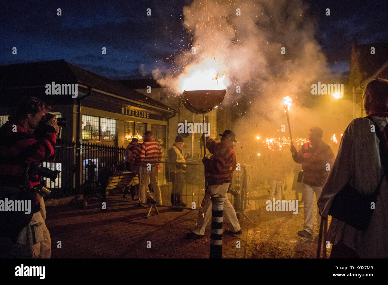 Lewes bonfire hi-res stock photography and images - Alamy
