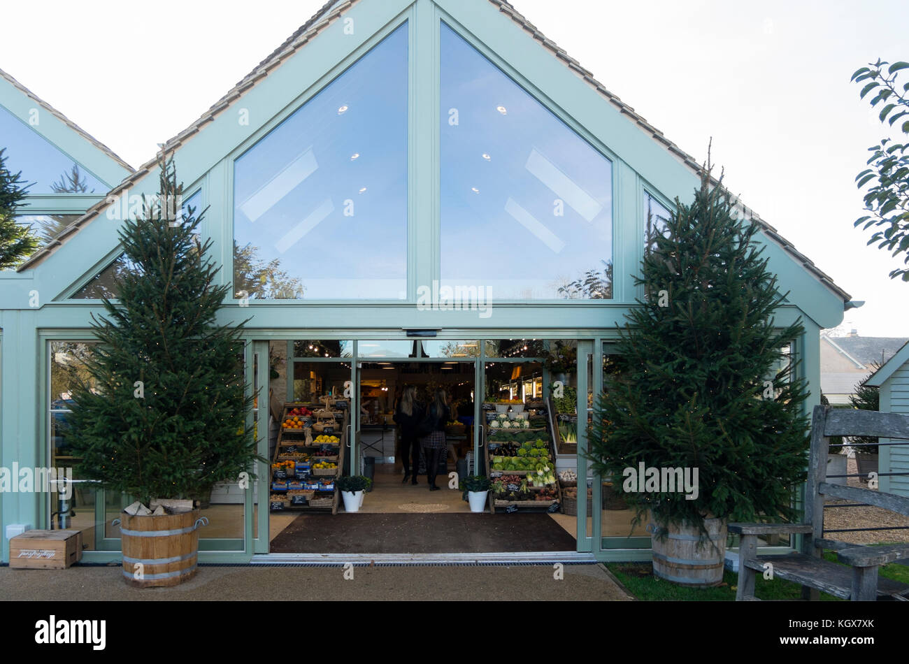 Daylesford farm shop cotswold hires stock photography and images Alamy