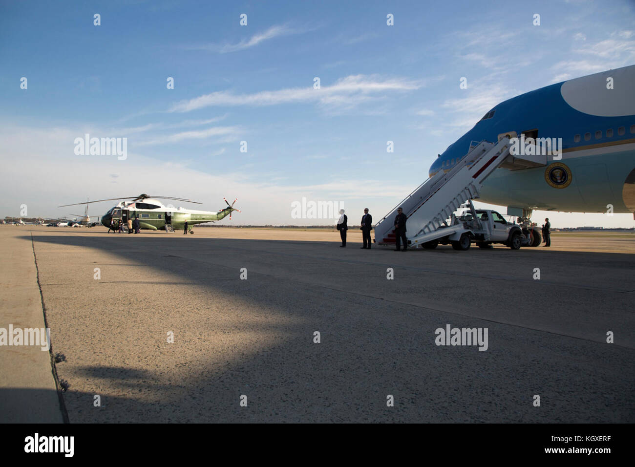 President Donald J. Trump and First Lady Melania Trump arrive at Joint ...