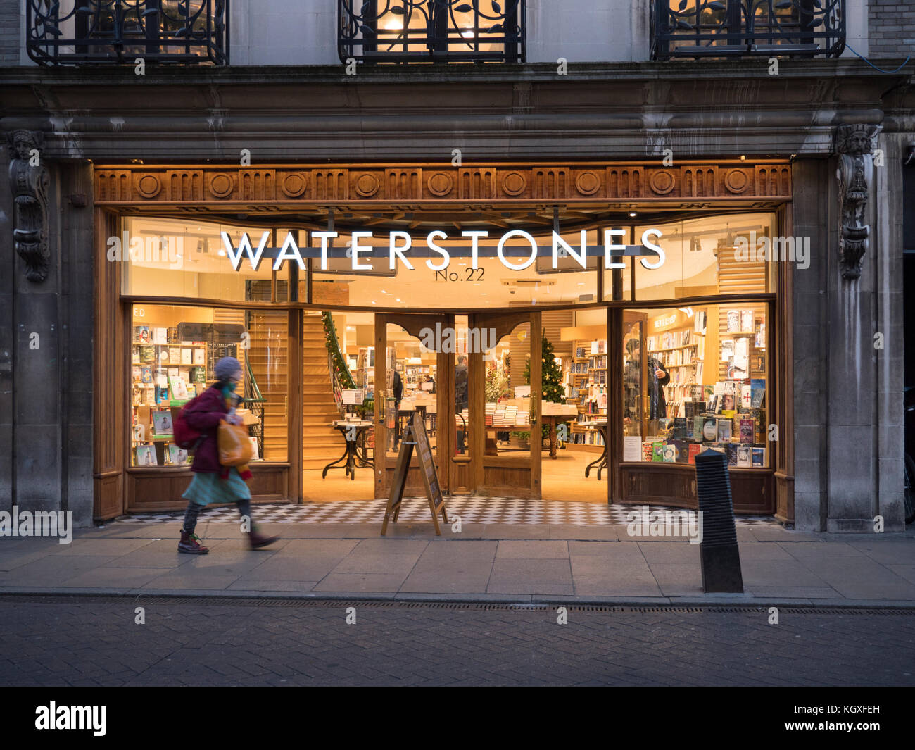 Waterstones uk hires stock photography and images Alamy