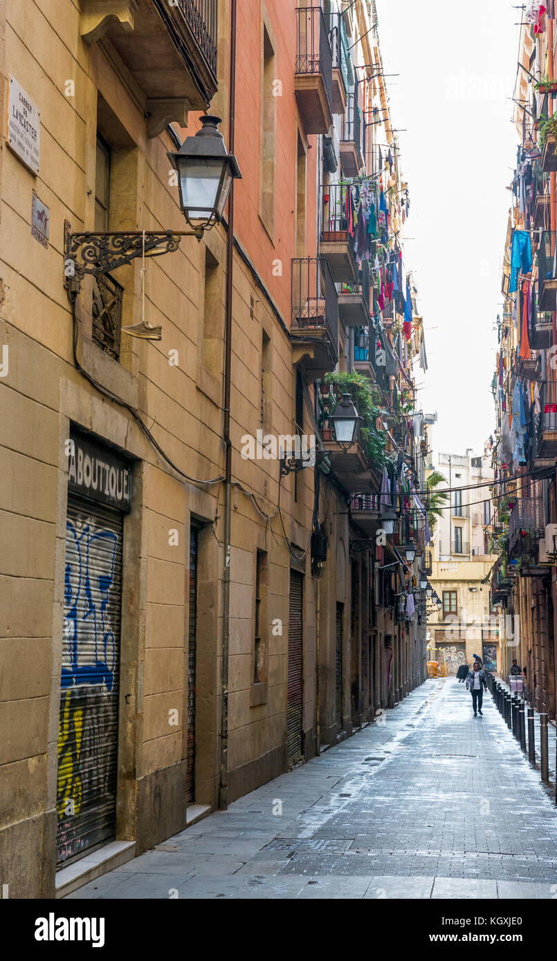 Typical street layout in the El Raval district of Barcelona, Spain. Stock Photo