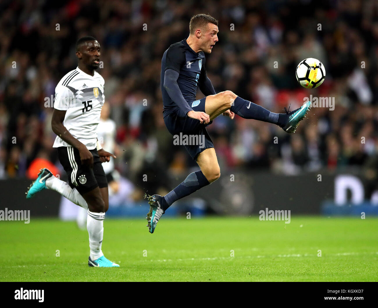England's Jamie Vardy (centre) during the International Friendly match at Wembley Stadium, London. PRESS ASSOCIATION Photo. Picture date: Friday November 10, 2017. See PA story SOCCER England. Photo credit should read: Nick Potts/PA Wire. Stock Photo