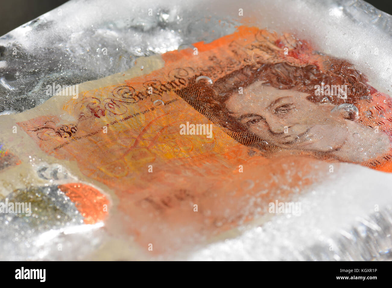 New £10 note frozen in ice Stock Photo - Alamy