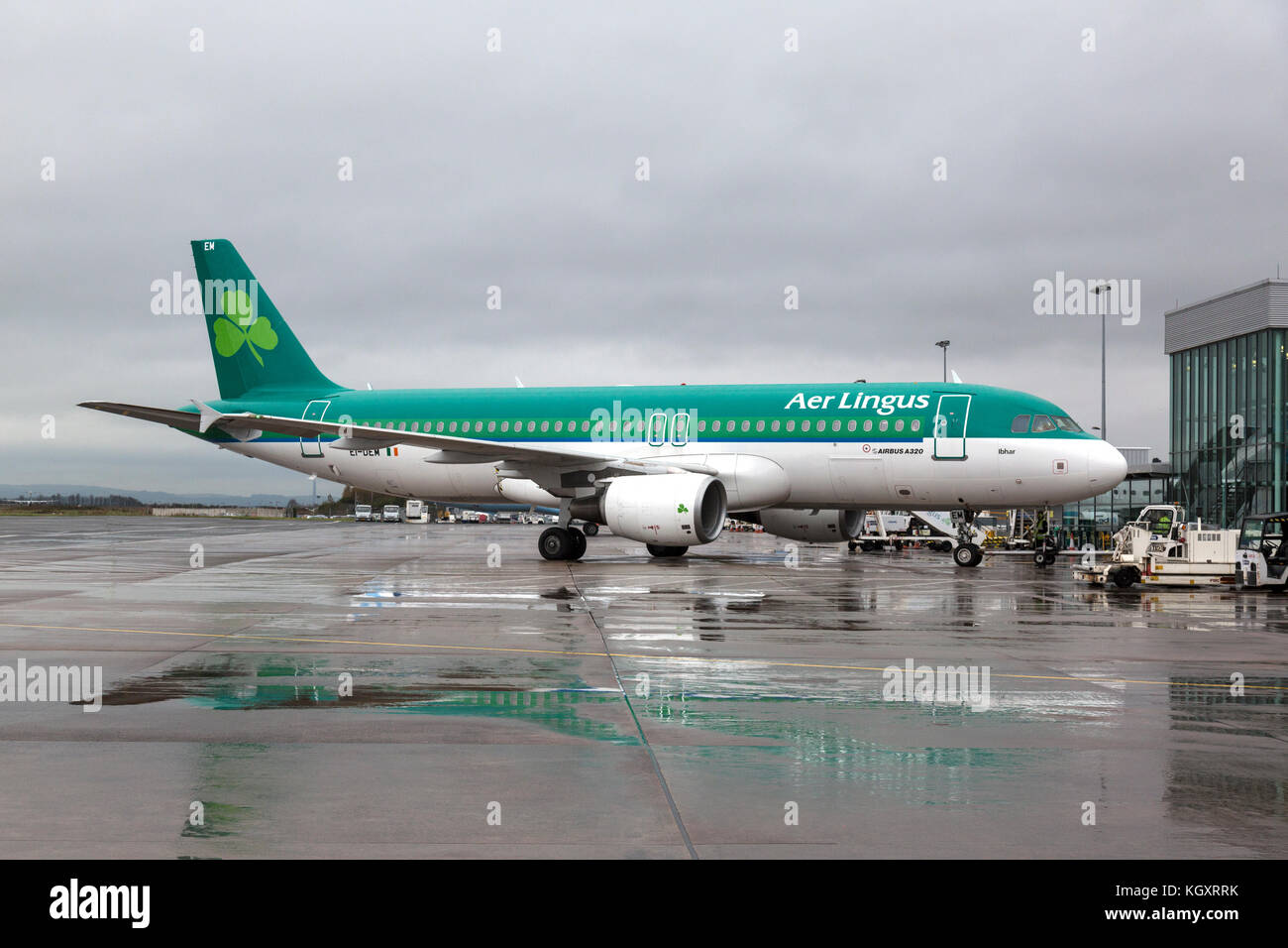 Aer Lingus Airbus A320 EI-DEM on the ground on a rainy day at Belfast City Airport. Stock Photo