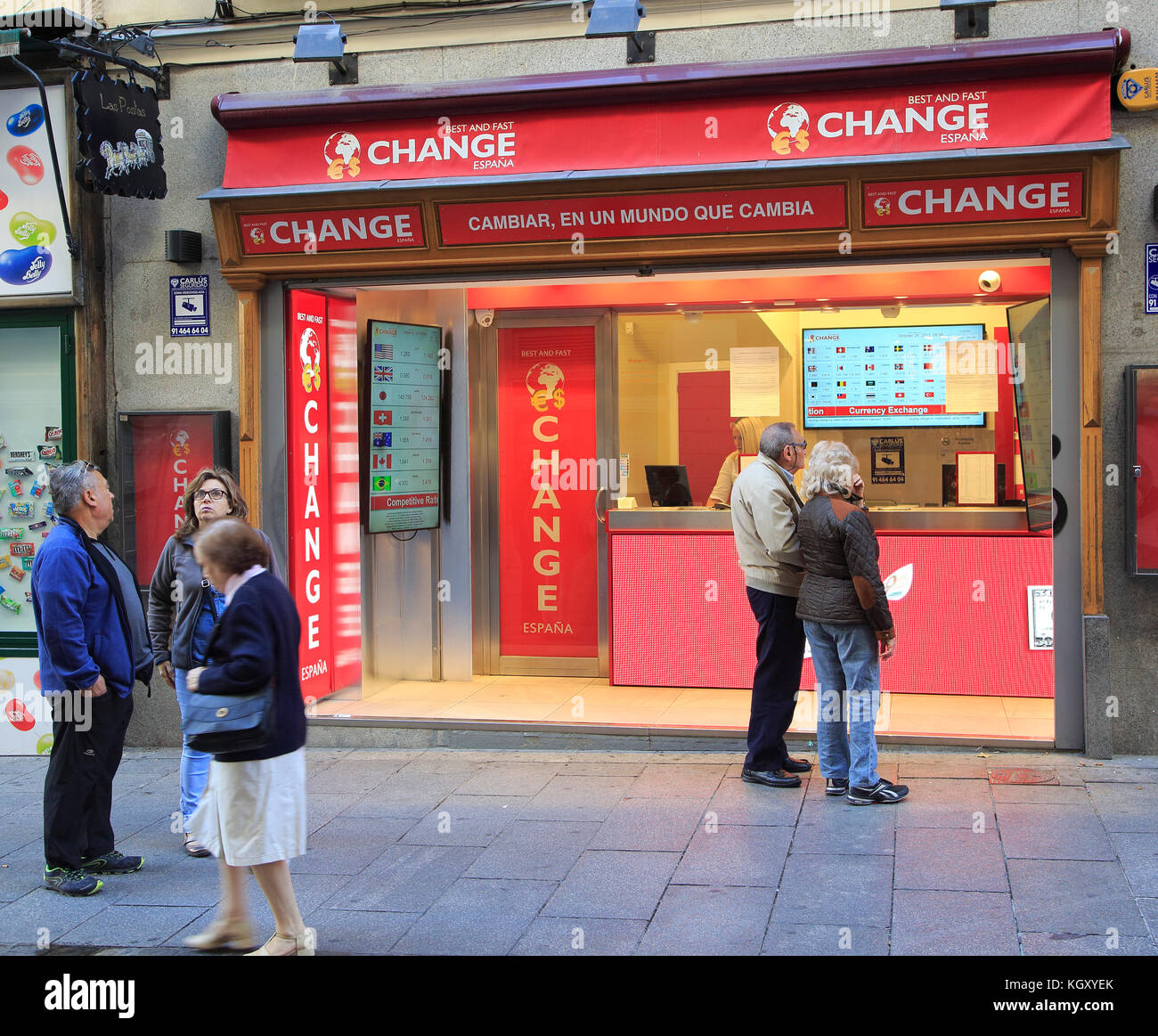Bureau de Change money exchange Best and Fast shop in Madrid city centre,  Spain Stock Photo - Alamy