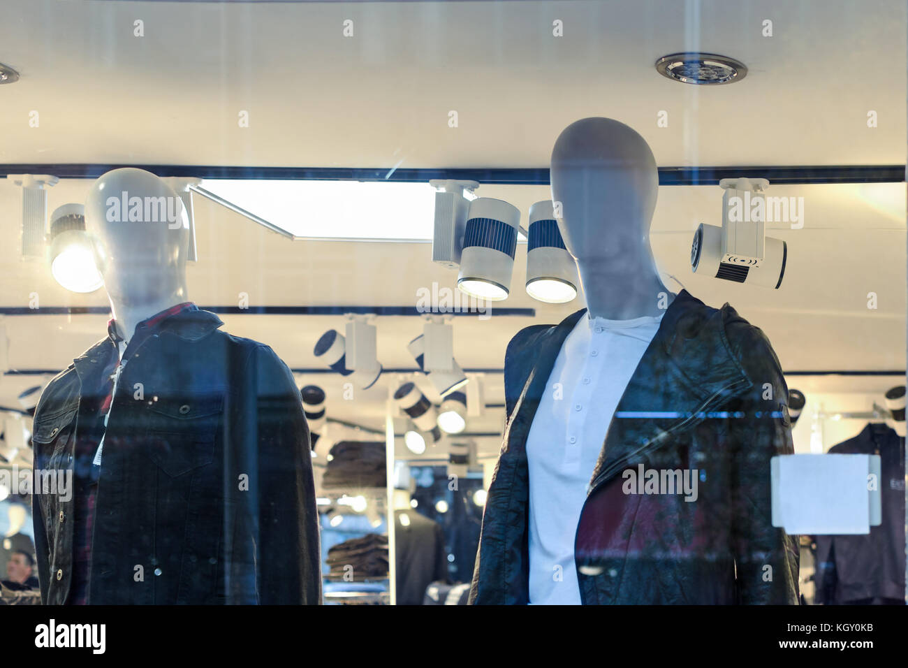 Beautiful Mannequins In Fashionable Clothes In Louis Vuitton Store. Moscow.  01.11.2018 Stock Photo, Picture and Royalty Free Image. Image 136646817.