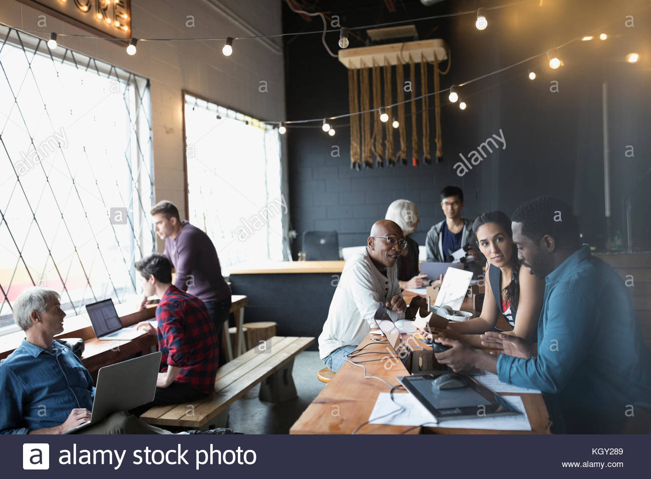 Senior programmer image hi-res stock photography and images - Alamy