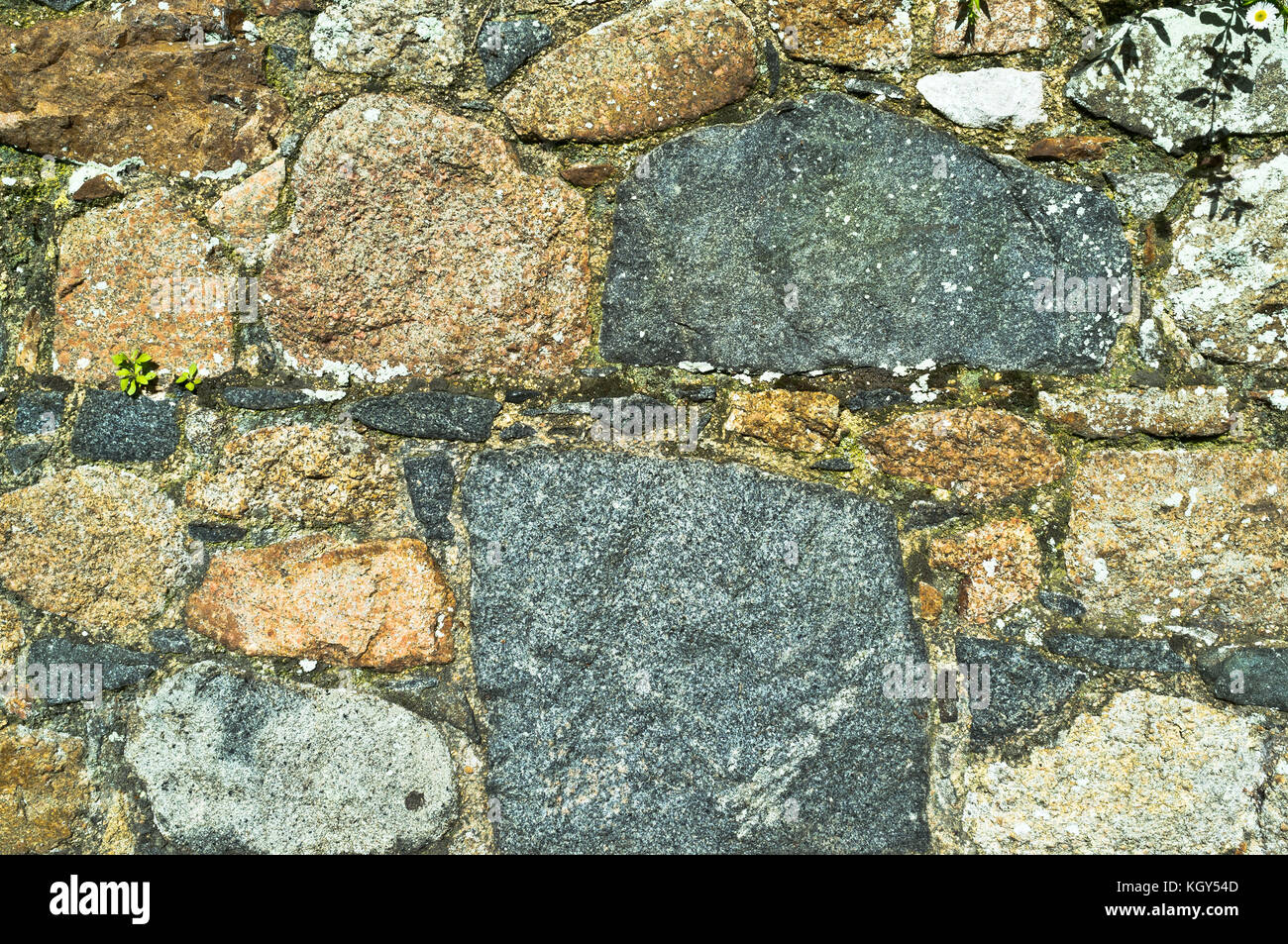 dh Stonewall TEXTURE BACKGROUND Grey and pink Guernsey granite stone
