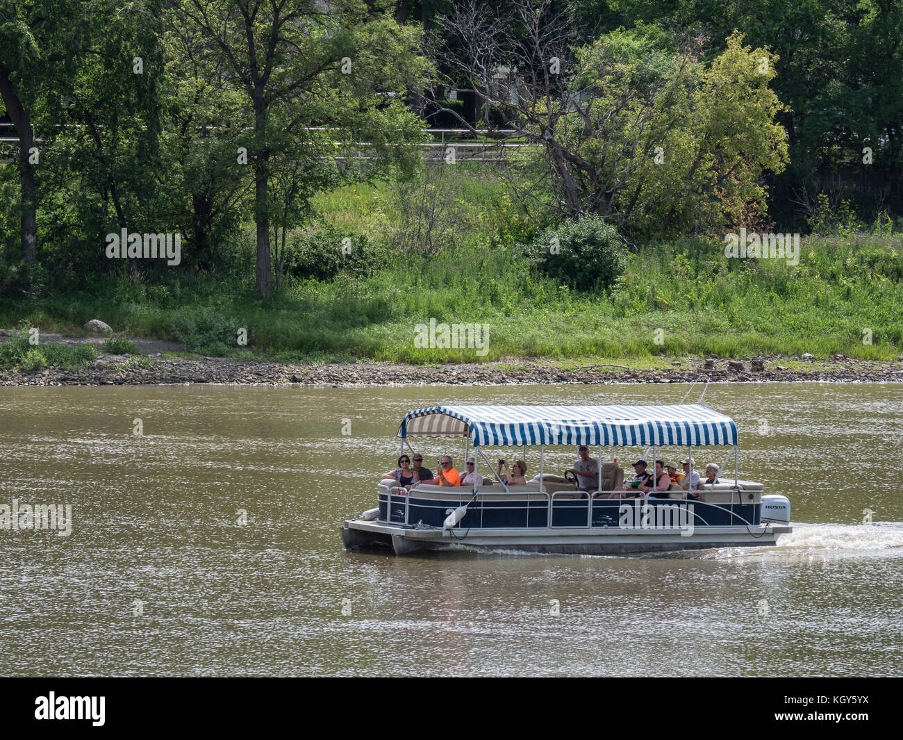 Splash and Dash tour boat on the Red River, The Forks National Historic