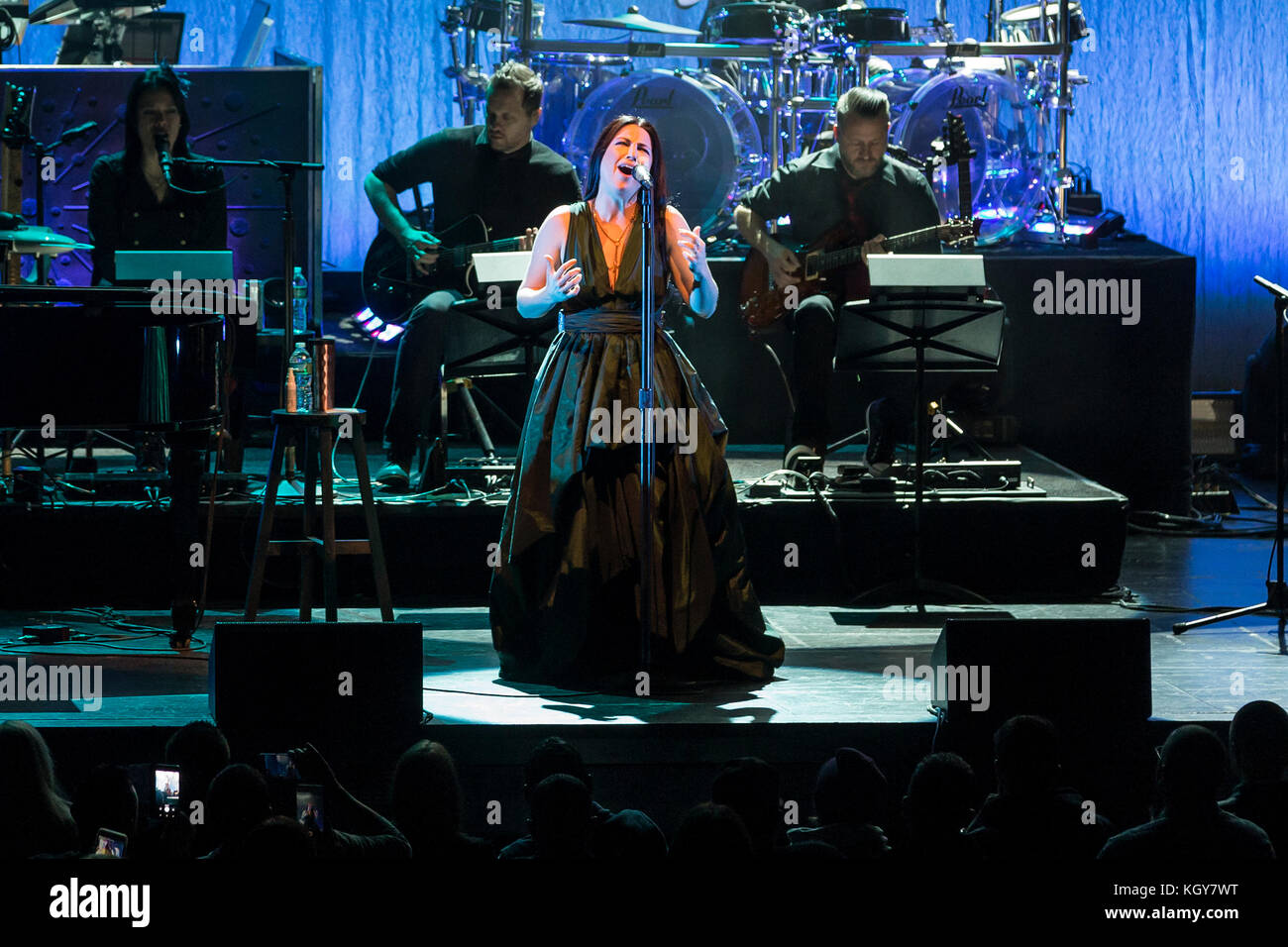 Why rock band Evanescence has teamed up with an orchestra for its live  shows – Orange County Register