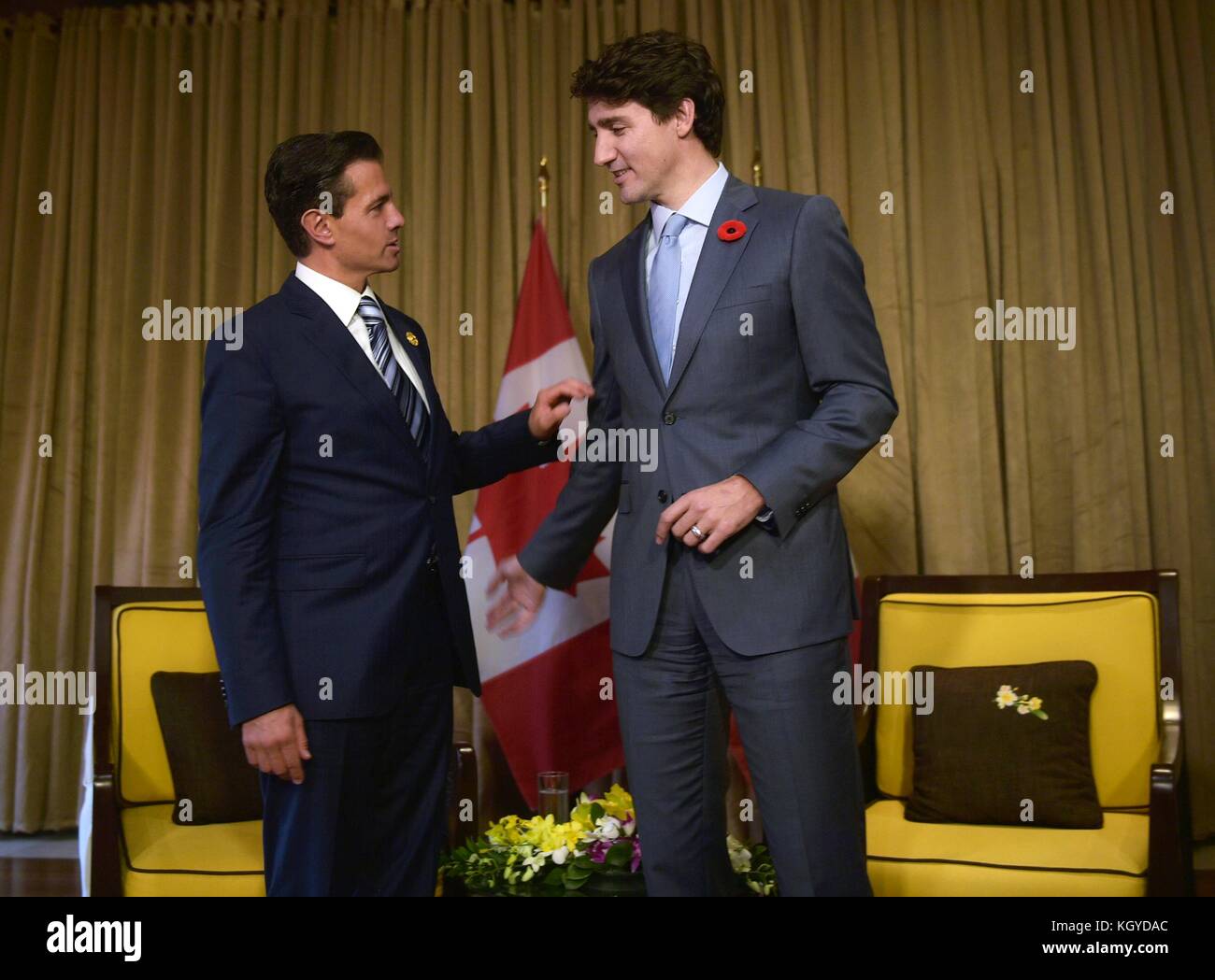Danang, Vietnam. 10th Nov, 2017. Mexican President Enrique Pena Nieto, left, and Canadian Prime Minister Justin Trudeau during a bilateral meeting on the sidelines of the APEC Summit meeting November 10, 2017 in Danang, Vietnam. Credit: Planetpix/Alamy Live News Stock Photo