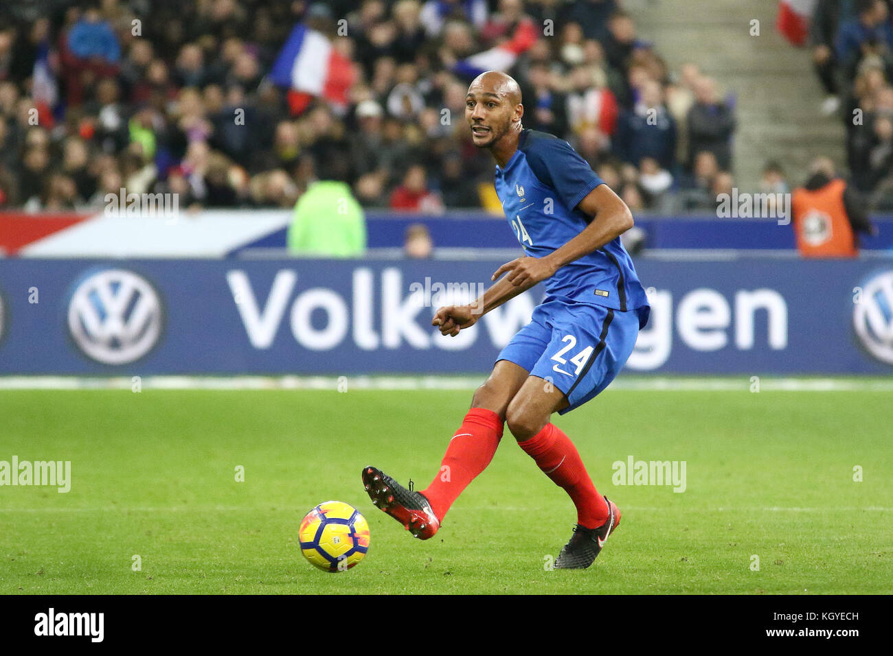 Paris, Paris, France. 10th Nov, 2017. Steven Nzonzi in action during the friendly soccer match between France and Wales at Stade de France. Credit: SOPA/ZUMA Wire/Alamy Live News Stock Photo