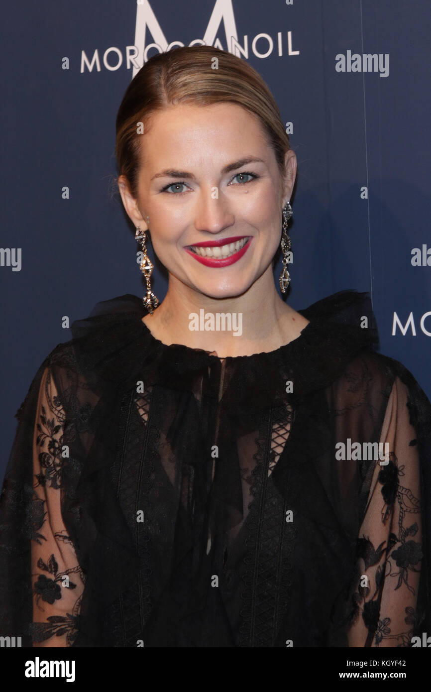 New York, NY, USA. 10th Nov, 2017. Amanda Hearst at the Humane Society