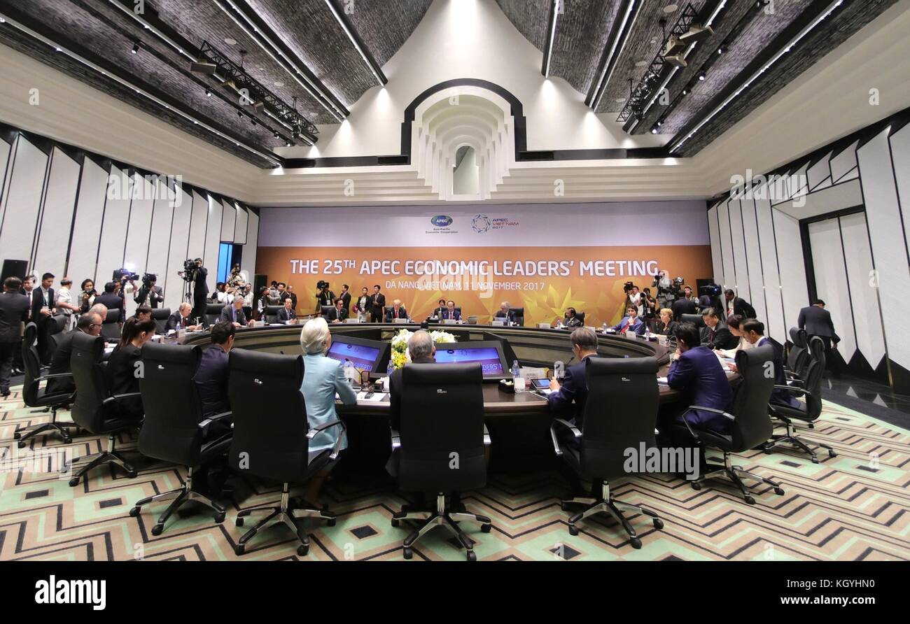 Danang, Vietnam. 11th Nov, 2017. World leaders attend the leaders ...