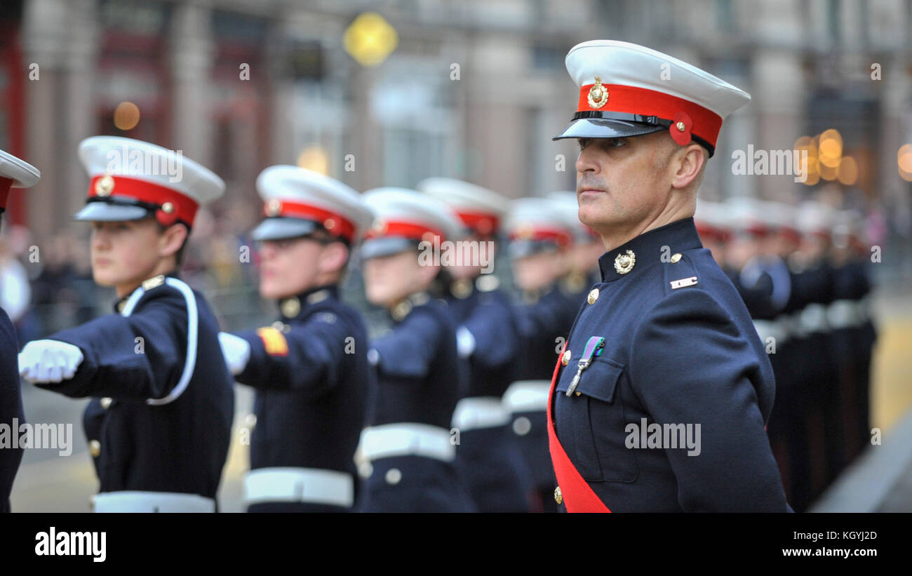 London, UK. 11th Nov, 2017. An officer stands with cadets lined up outside St. Paul's Cathedral during The Lord Mayor's Show, the oldest and grandest civic procession in the world. For over 800 years, the newly elected Lord Mayor of London makes his or her way from the City to distant Westminster to swear loyalty to the Crown. Credit: Stephen Chung/Alamy Live News Stock Photo