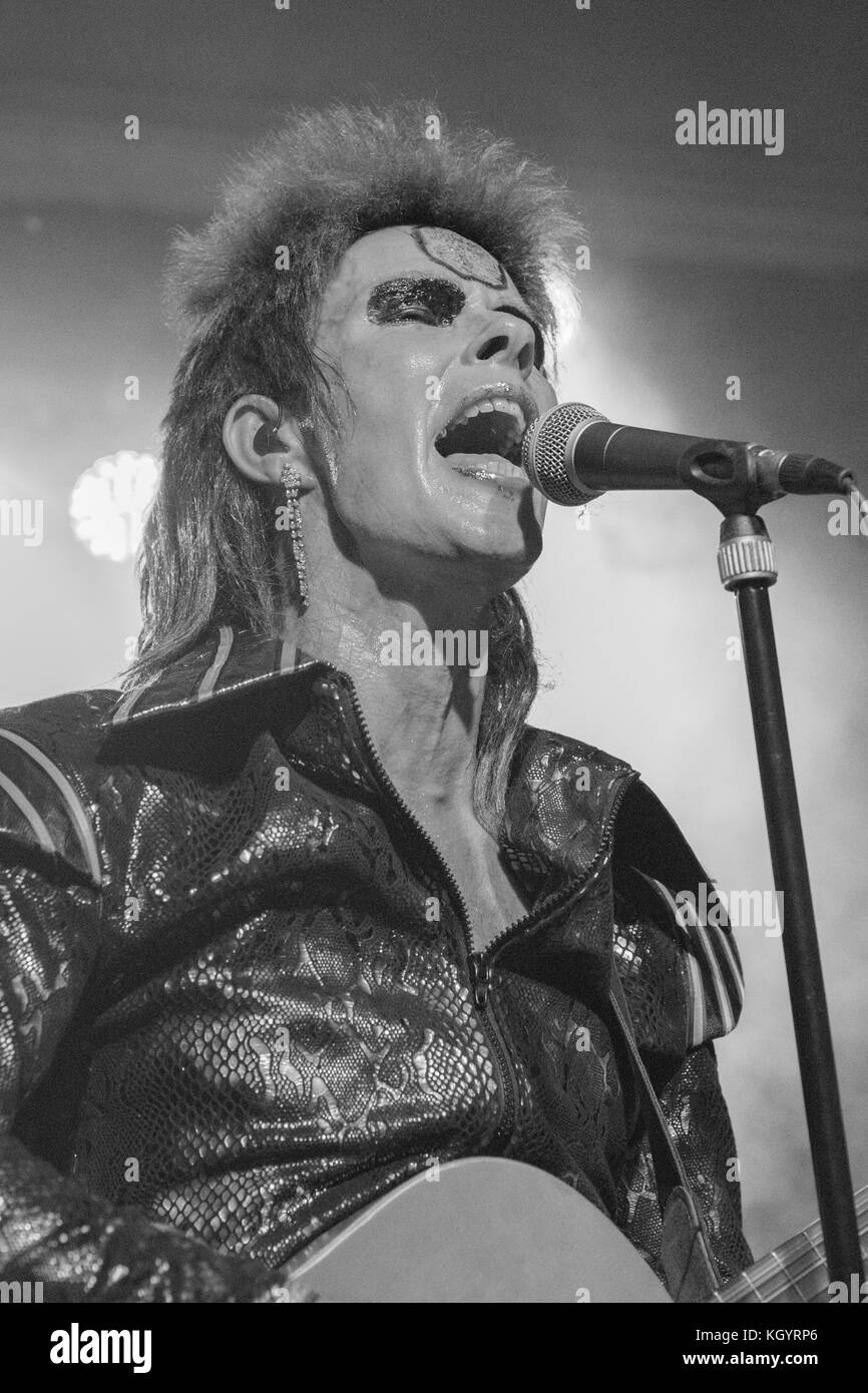 Absolute Bowie an amazing sounding Tribute band to the Man himself David Bowie performing on Stage at the Hertford Corn Exchange. Stock Photo