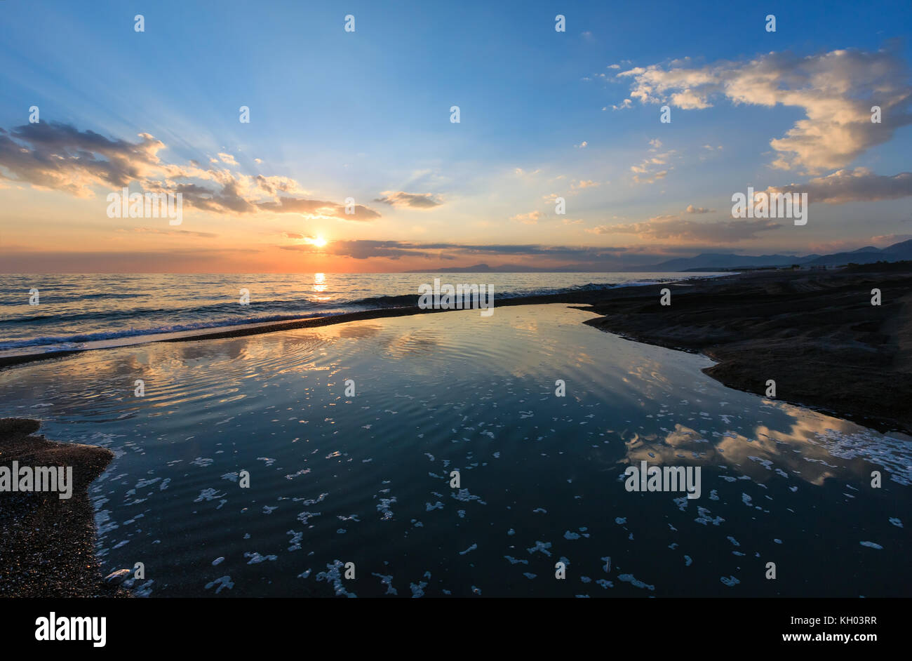 Beautiful landscape with tropical sea sunset on the beach. Picturesque ...