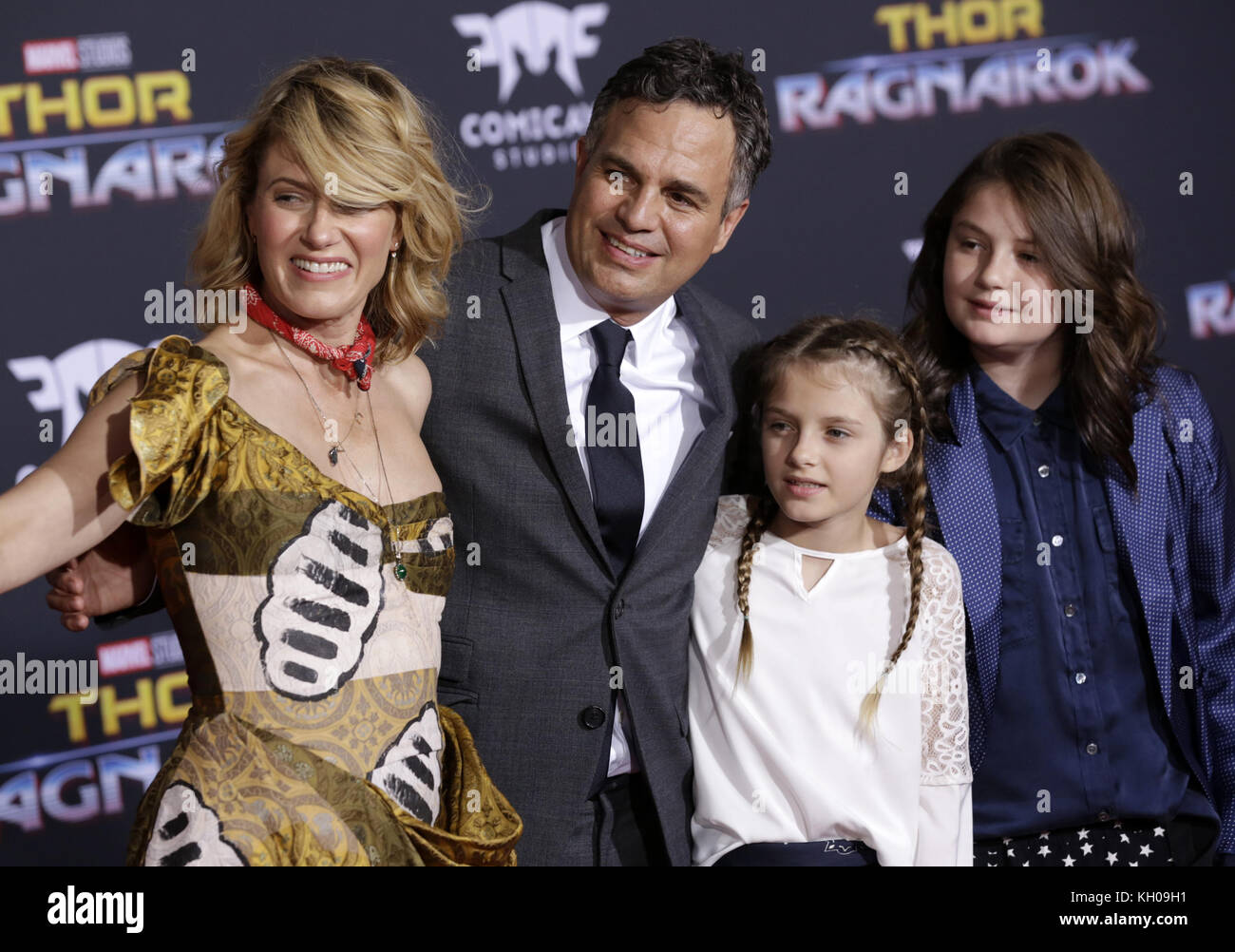 celebrities-attend-thor-ragnarok-film-premiere-at-el-capitan-theatre