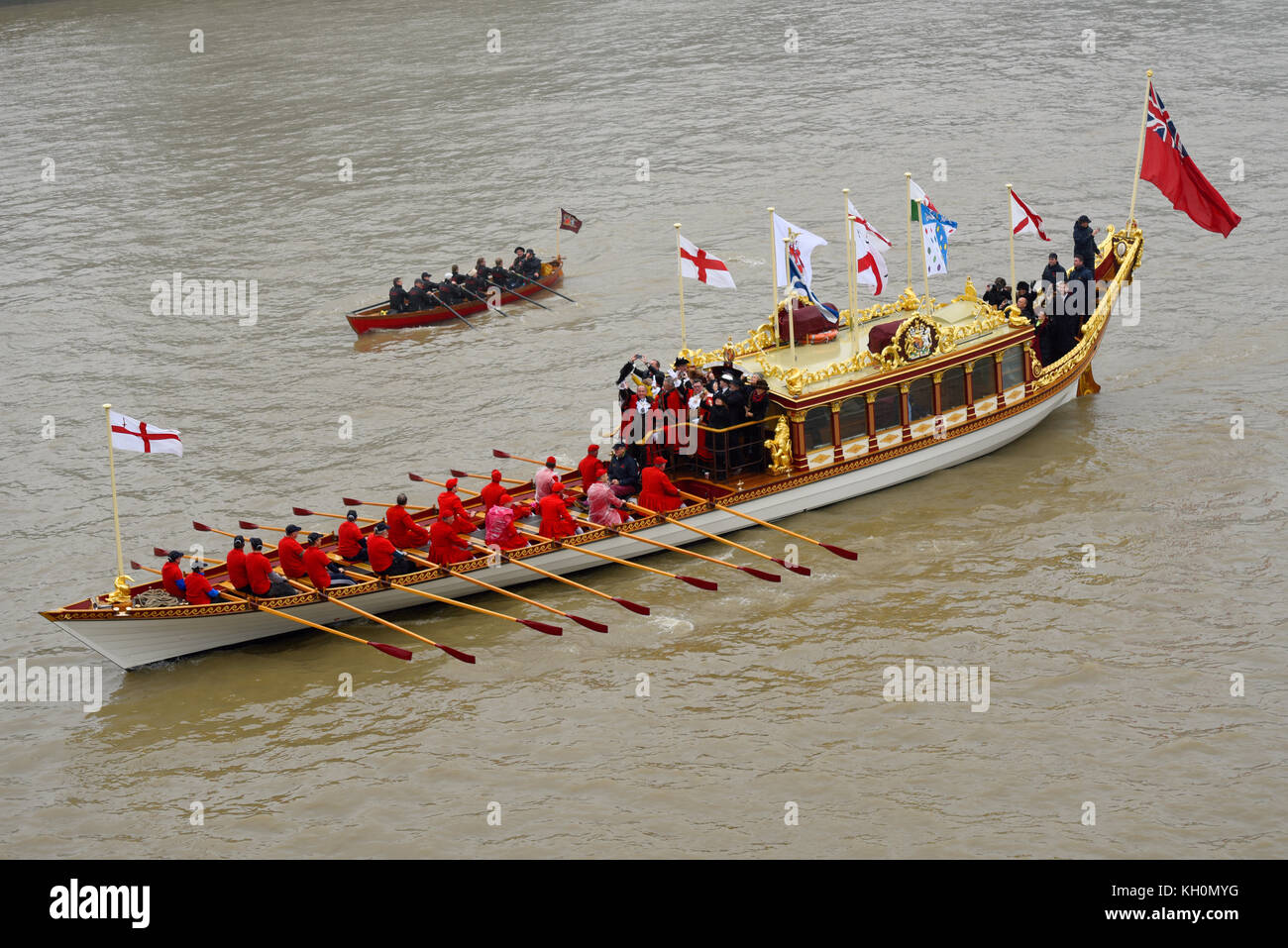 London???s new Lord Mayor Charles Bowman traveled aboard the Queen???s