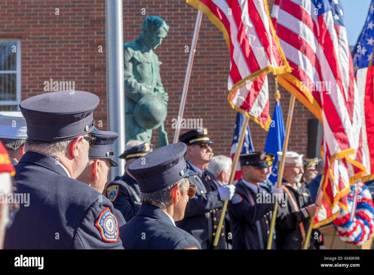 Glen cove united states 11th nov 2017 veteran s day ceremonies are