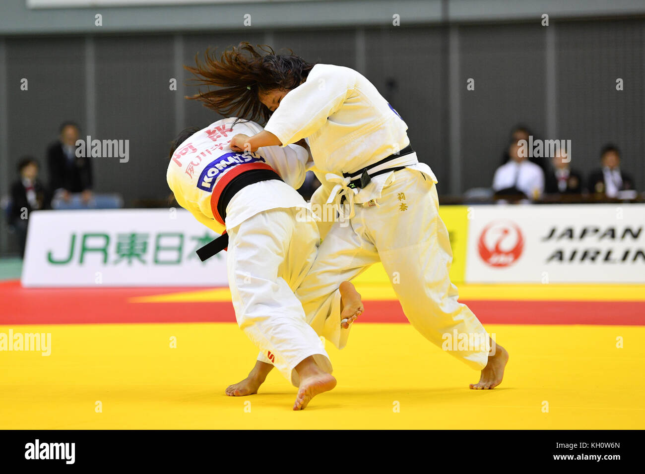 Chiba, Japan. 12th Nov, 2017. (L-R) ???/Uta Abe, ? Rina Tatsukawa ...