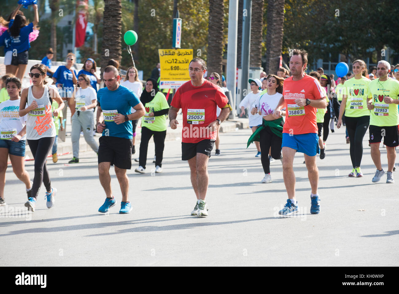 https://c8.alamy.com/comp/KH0WXP/beirut-lebanon-12th-nov-2017-people-running-the-blom-bank-beirut-marathon-KH0WXP.jpg
