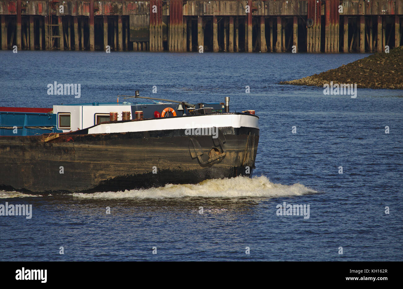 Logistics vessel hi-res stock photography and images - Alamy