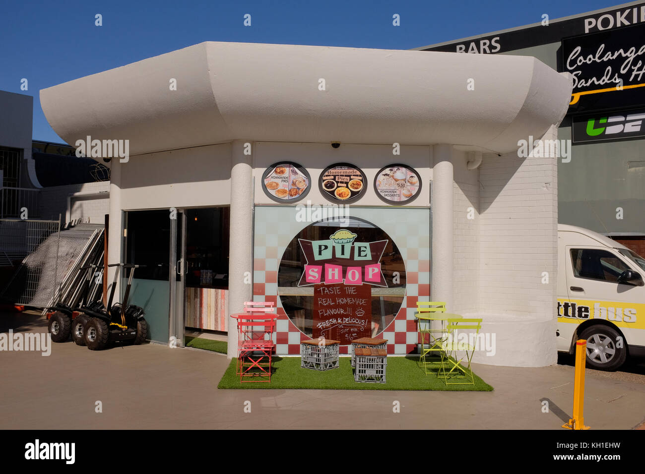 Coolangatta pie shop on the gold coast in queensland australia Stock Photo Alamy