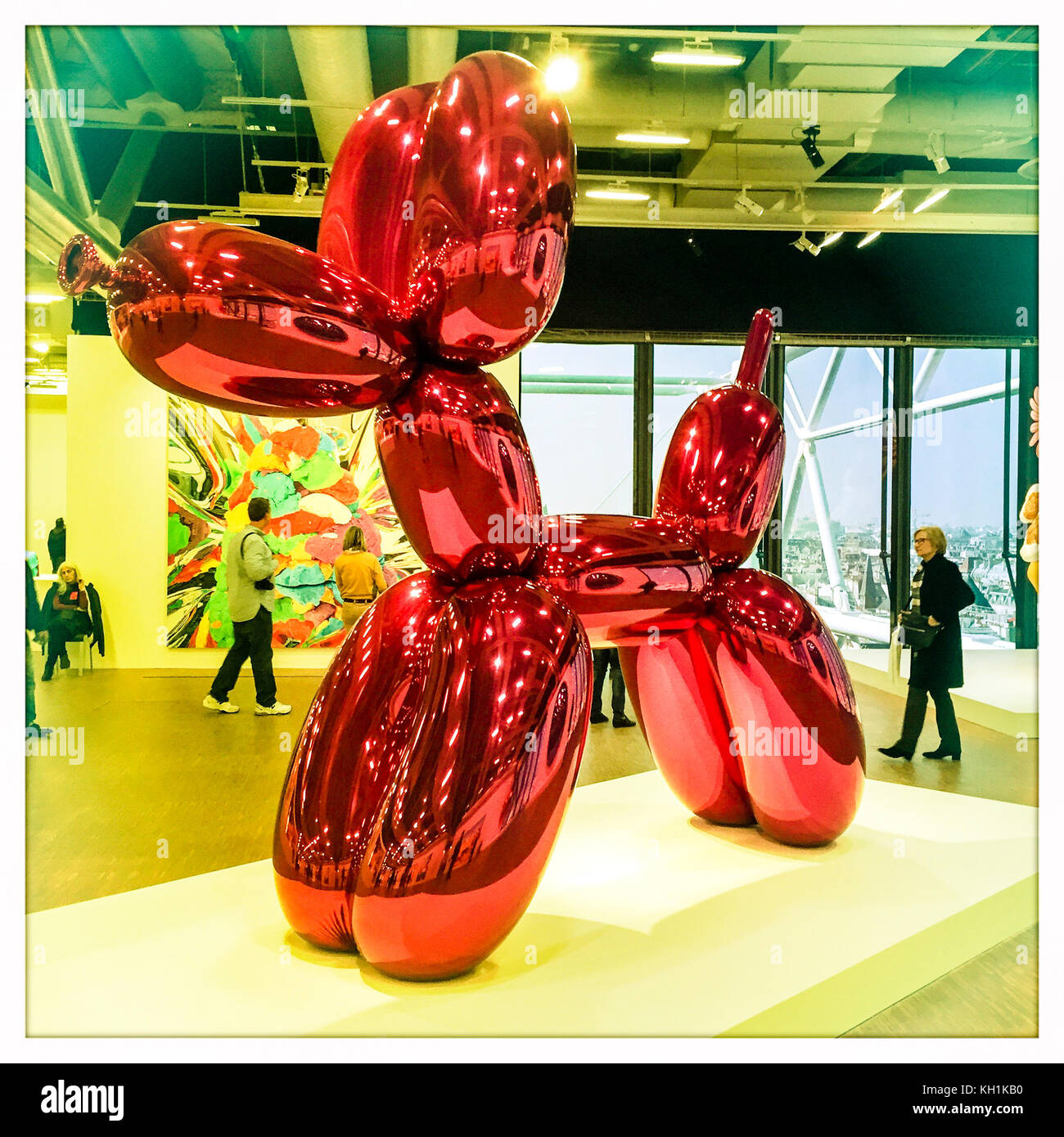 Europe, France, Paris. Jeff Koons exhibition. Beaubourg center. 'The Balloon dog'. Stock Photo