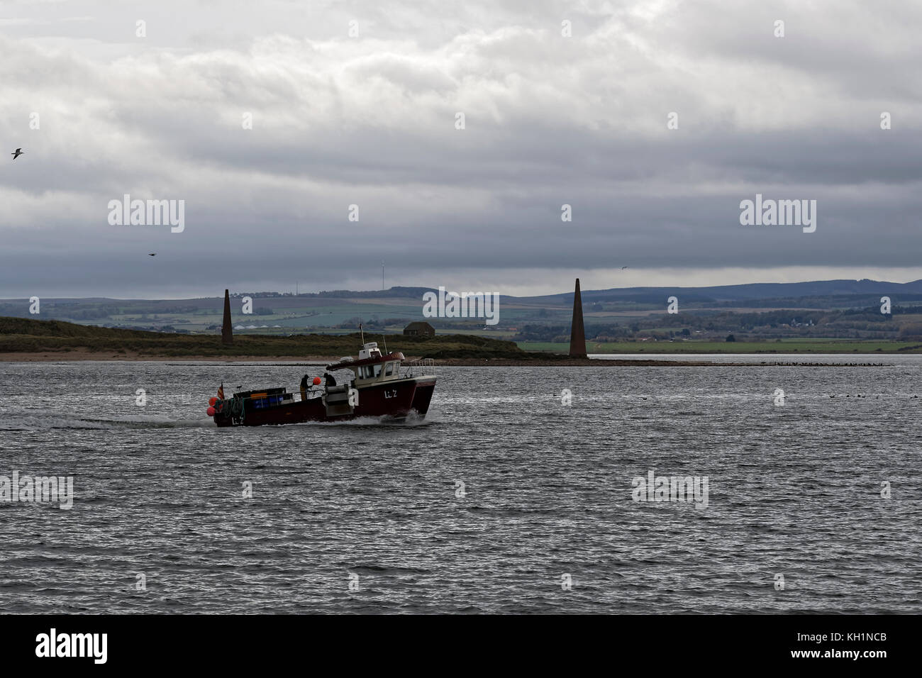 Twin hull boat hires stock photography and images Alamy