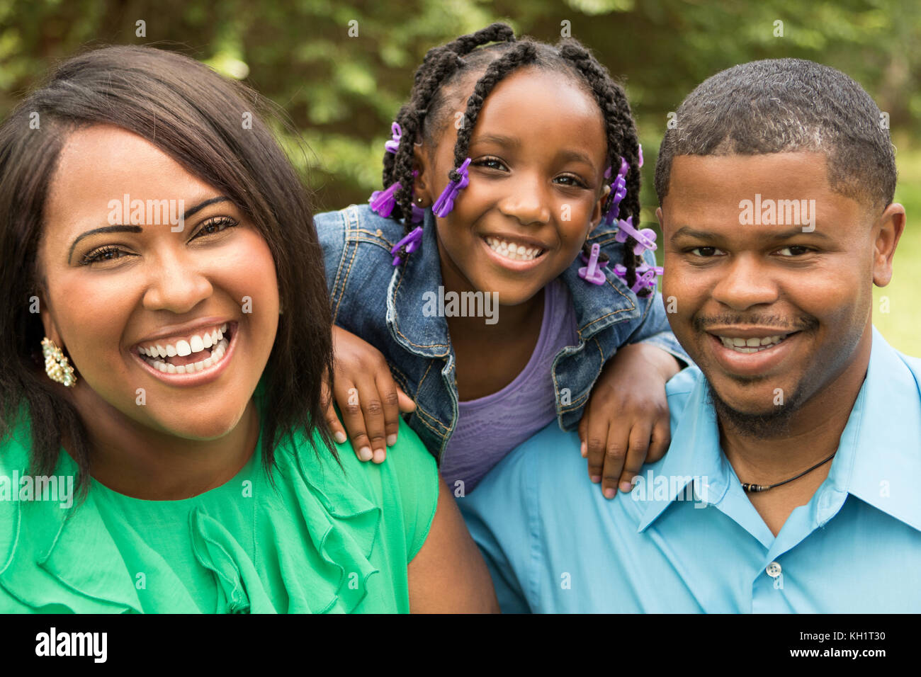 Portrait of a happy African American family Stock Photo - Alamy