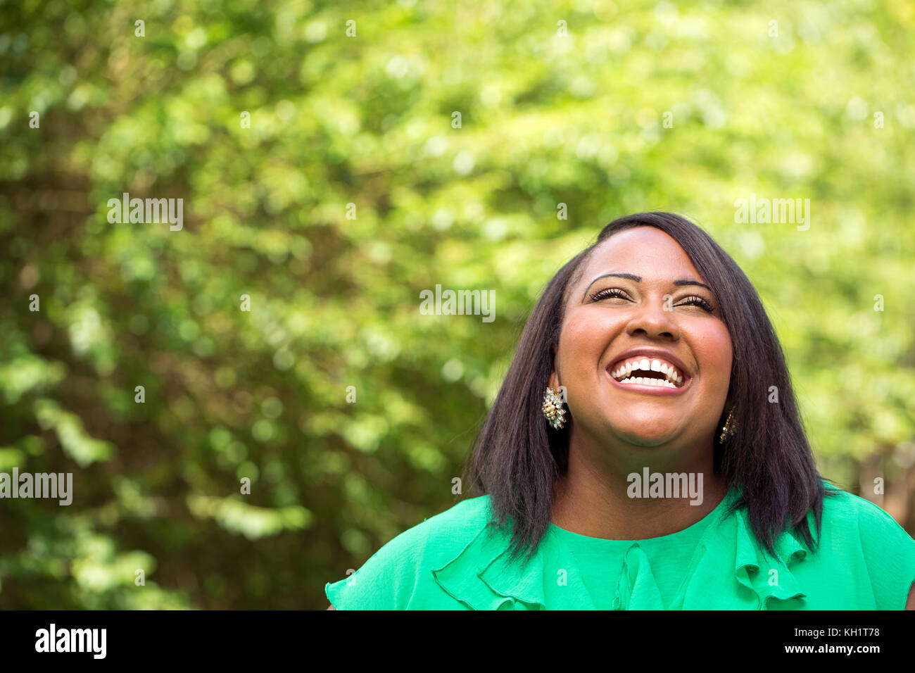 Portrait of a happy African American woman Stock Photo - Alamy