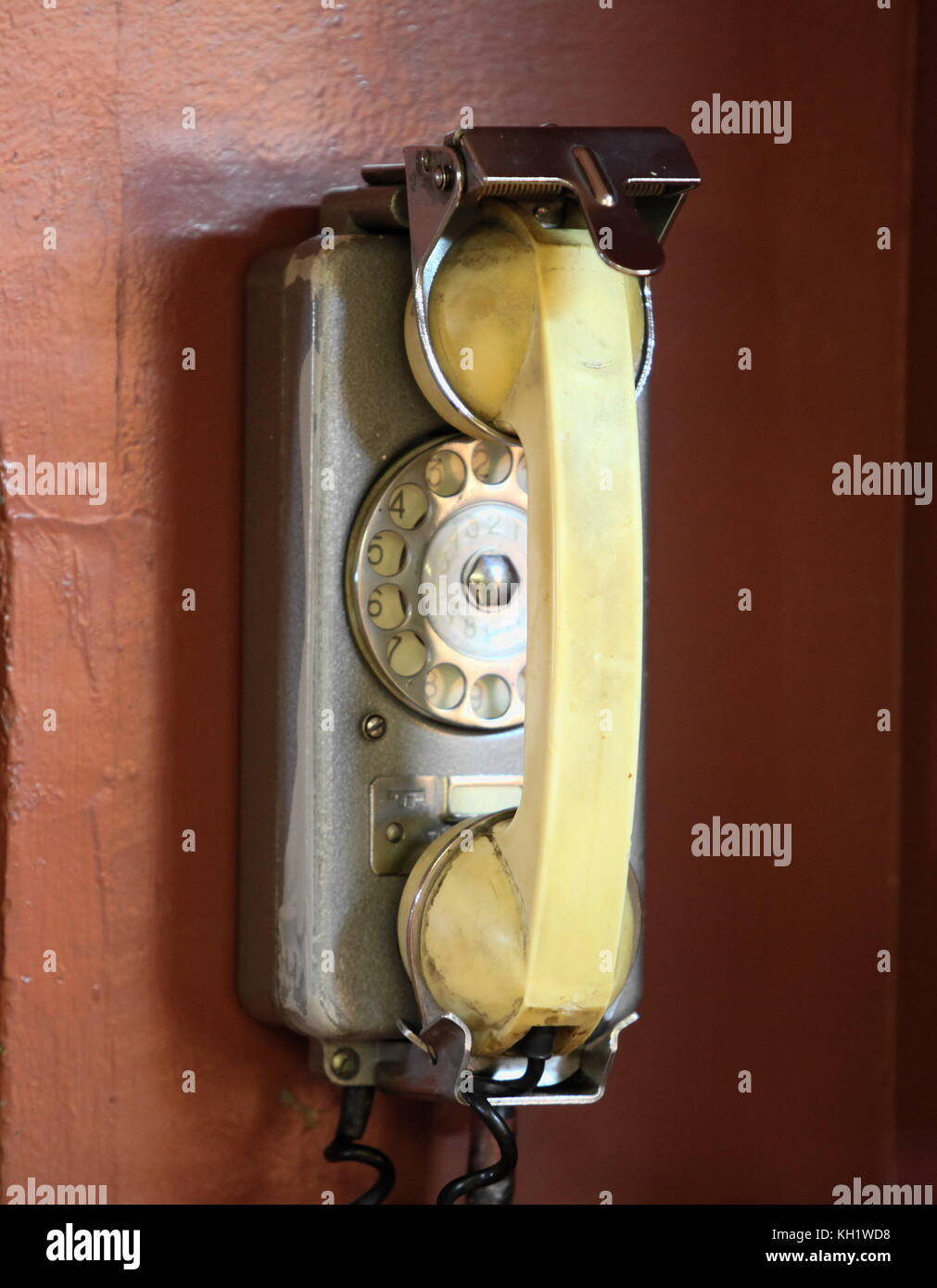 the old wall mounted phone Stock Photo Alamy