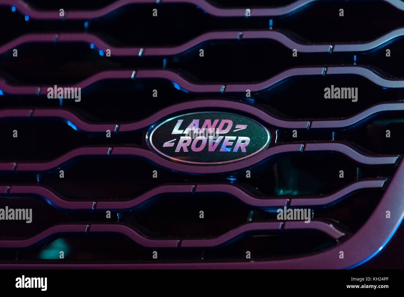Land rover logo on a Range Rover Velar Stock Photo