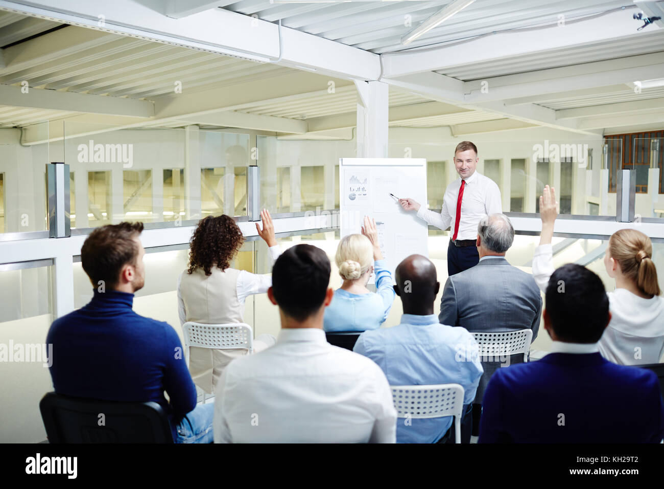 Businesswoman talking lecturer hi-res stock photography and images - Alamy
