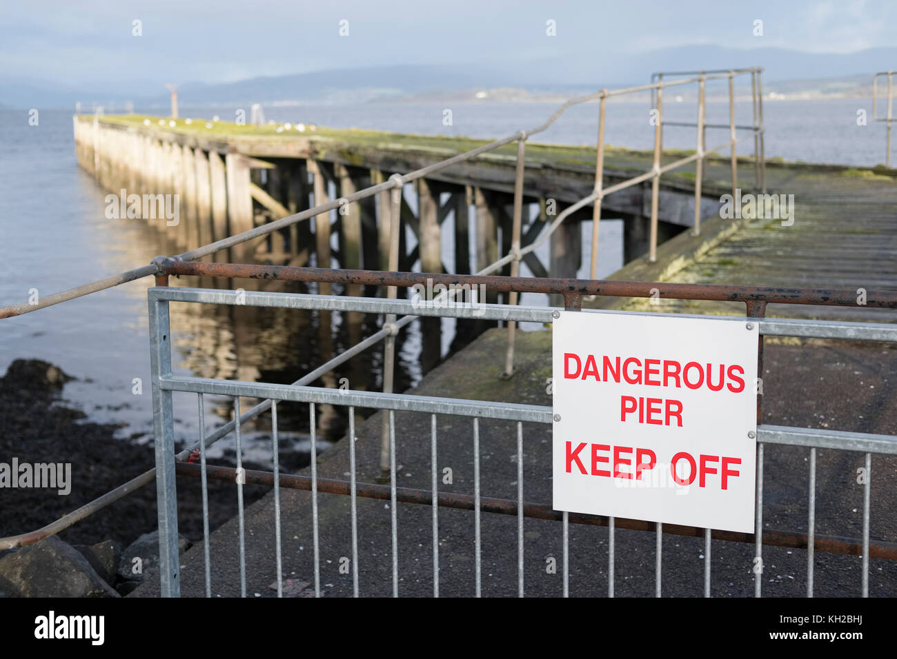 Dangerous Pier Keep Off Sign Port Glasgow Coastal Sea Scotland Stock Photo