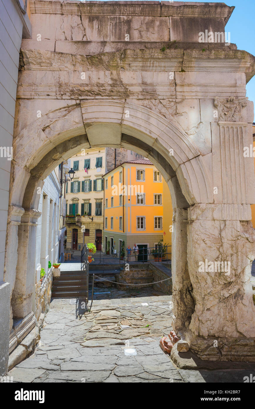 Trieste City Italy Ancient Roman Arch Known As The Arco Di Riccardo Stock Photo Alamy