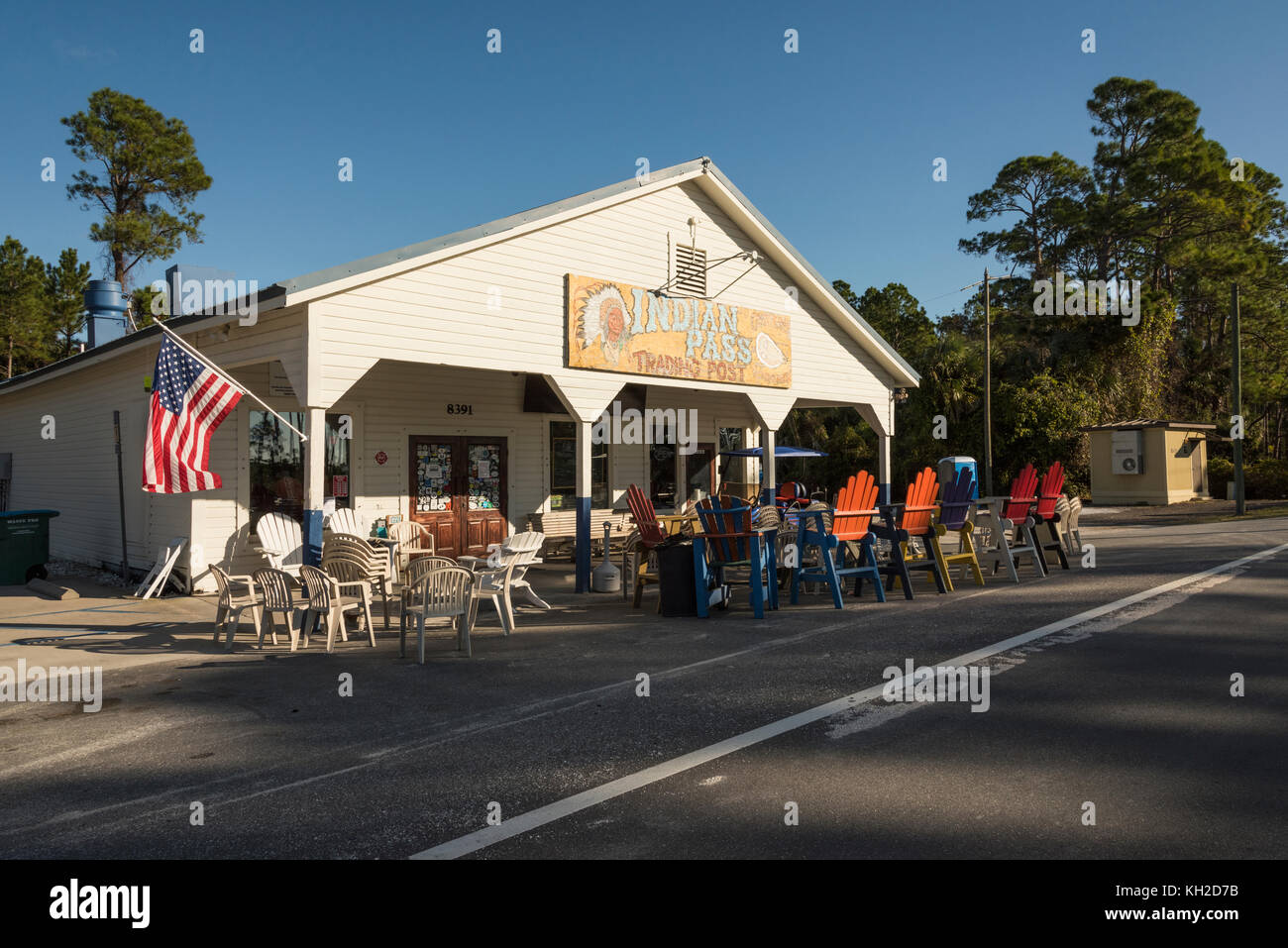 Indian Pass Raw Bar in Port Saint Joe, Florida Stock Photo - Alamy