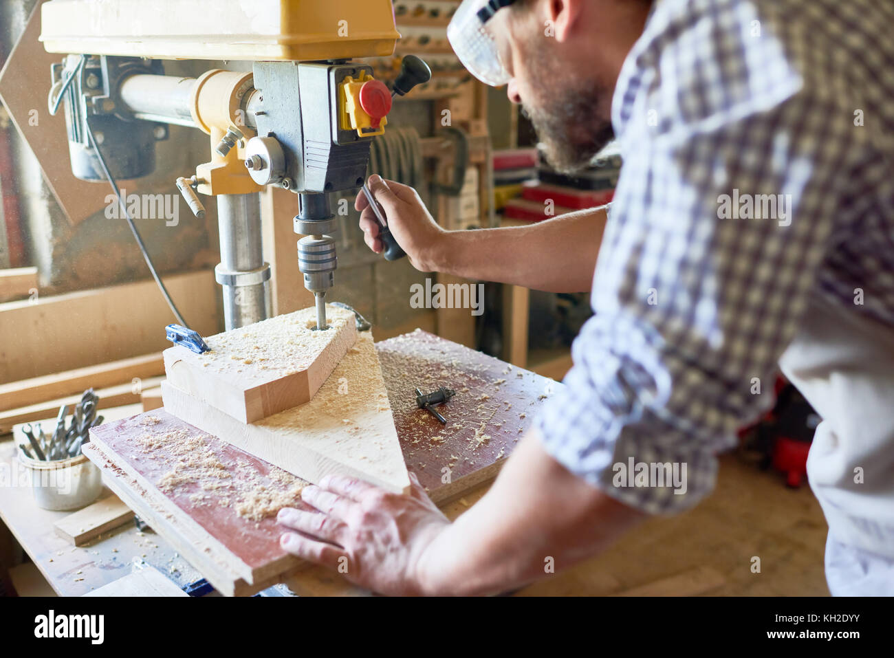 Carpentry Images – Browse 850,180 Stock Photos, Vectors, and Video
